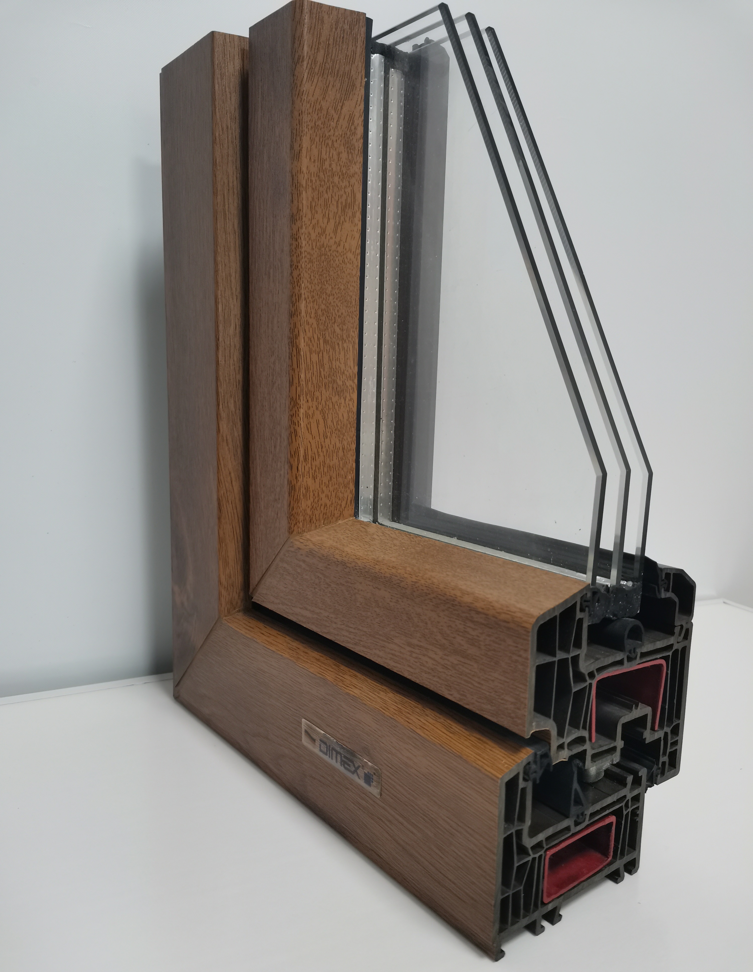 Perfiles y sistemas de ventanas refractarias E82